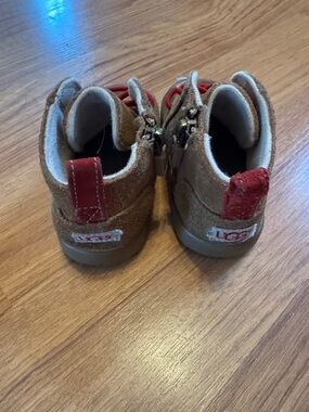 UGG Kids Brown Suede Boots with Red Heel Tabs Size 4/5